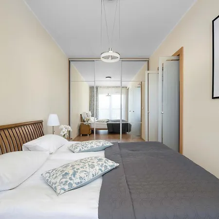 Modern With Parking And River View In By Renters Διαμέρισμα